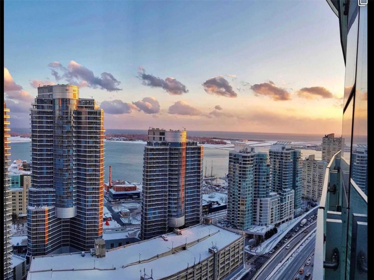 Luxury Condo In The Heart Of Toronto - Next To Scotiabank Arena Eksteriør billede