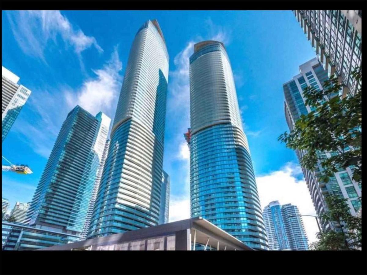 Luxury Condo In The Heart Of Toronto - Next To Scotiabank Arena Eksteriør billede